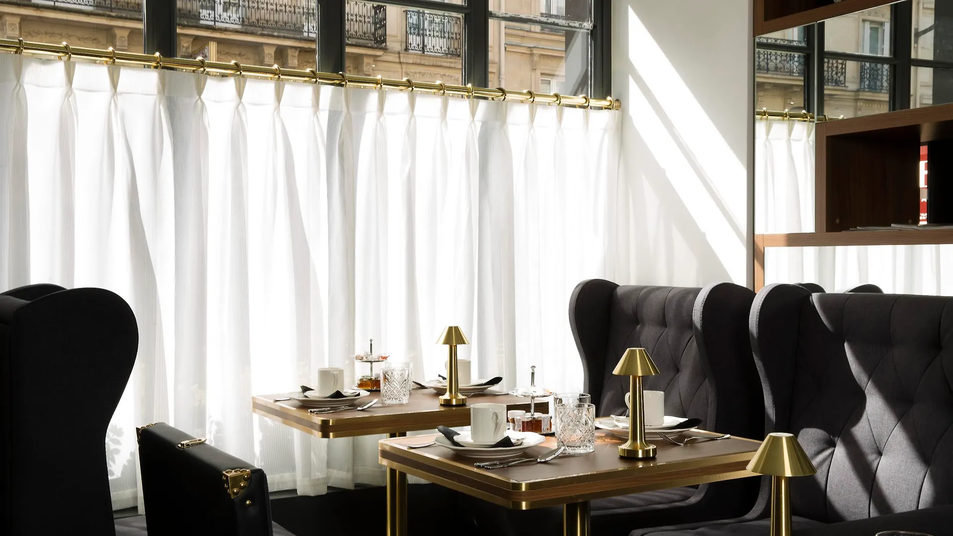 Hotel Whistler - Gare Du Nord