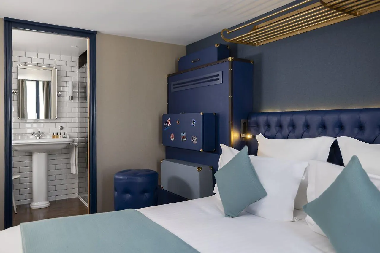 Whistler - Gare Du Nord Hotel